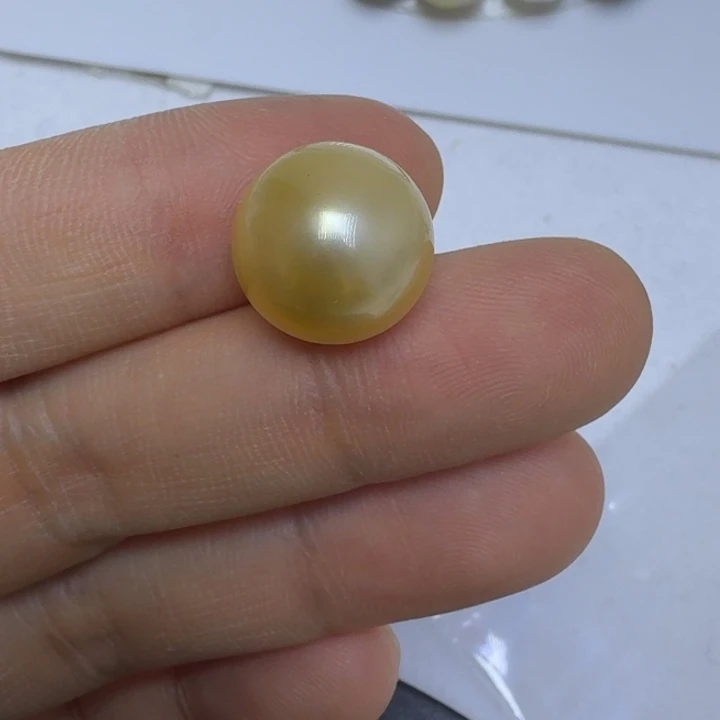 红***喜颈饰海水珍珠未镶嵌