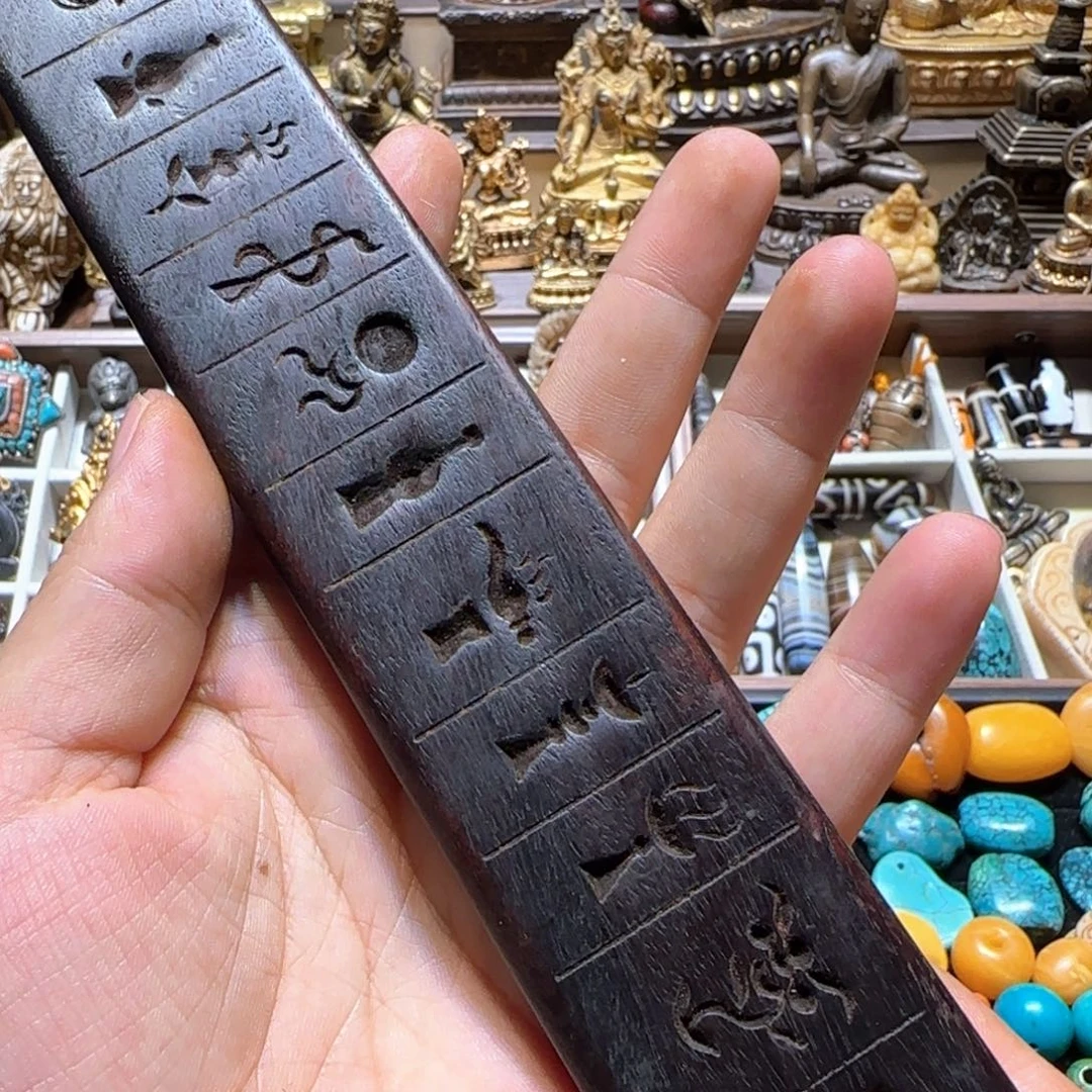 吊坠………………………………吊坠