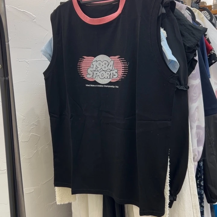 棉今天新款 黑色背心