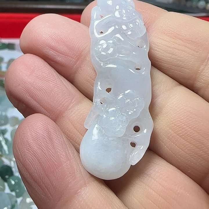 翡翠未镶嵌颈饰天然缅甸翡翠白梅花