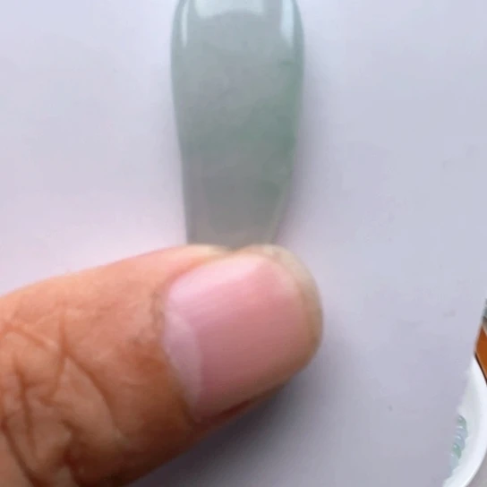 翡翠未镶嵌颈饰翡翠冰福瓜