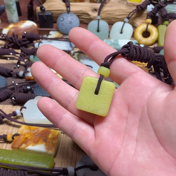 蛇纹石玉挂件未镶嵌6***.