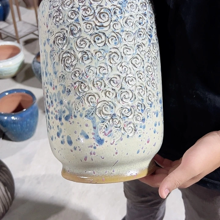 高度30厘米口19厘米