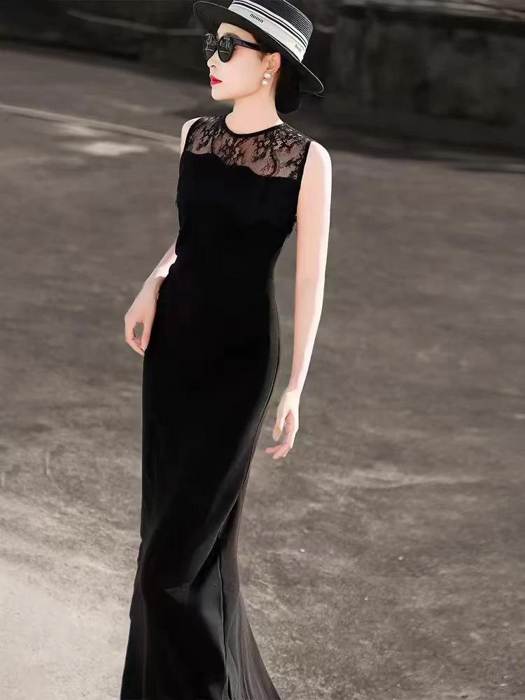 88026 高端轻奢蕾丝拼接开叉设计感御姐范连衣裙  A7