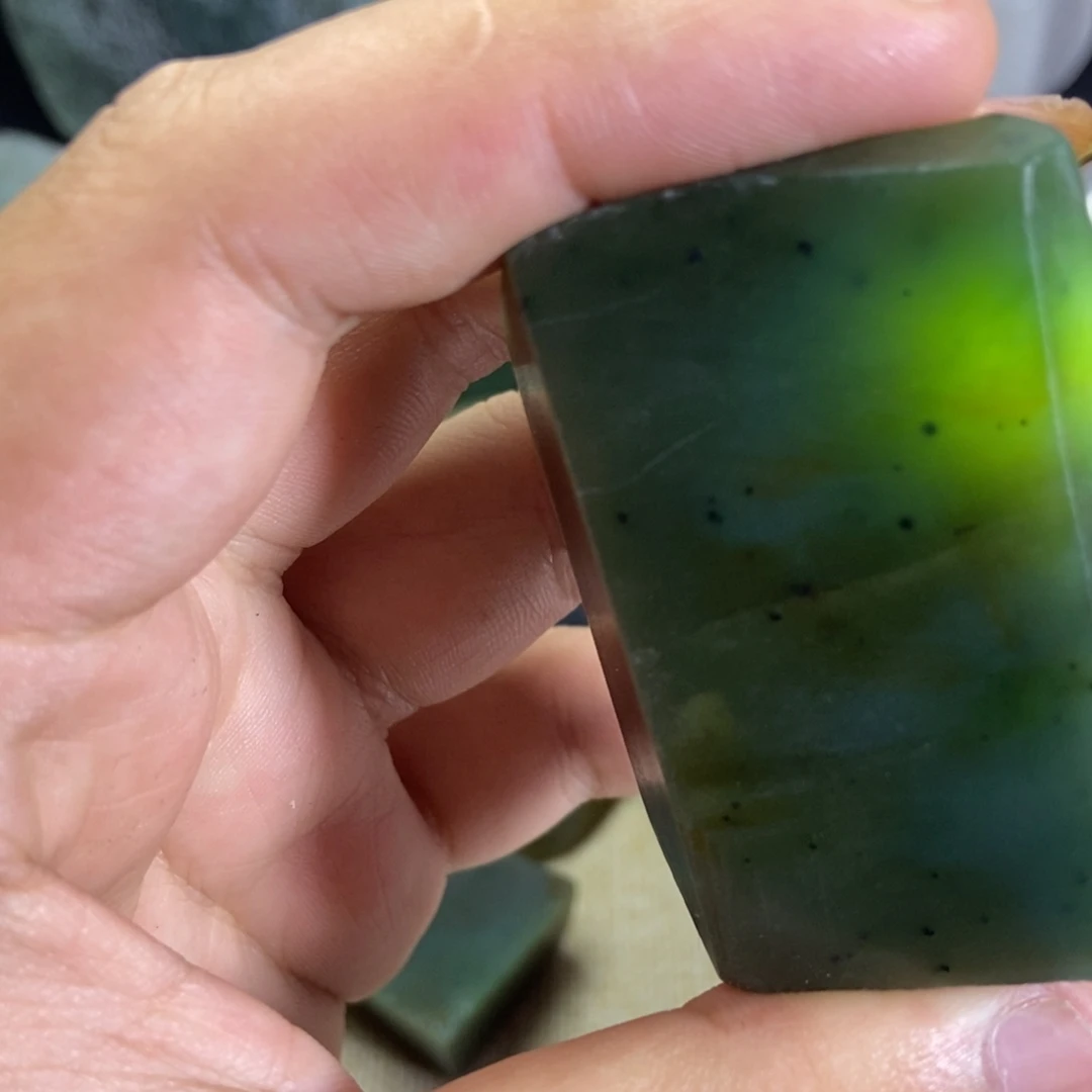 和田玉（糖玉）未镶嵌珠宝半成品