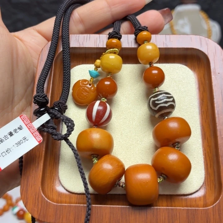 蜜蜡未镶嵌颈饰项链