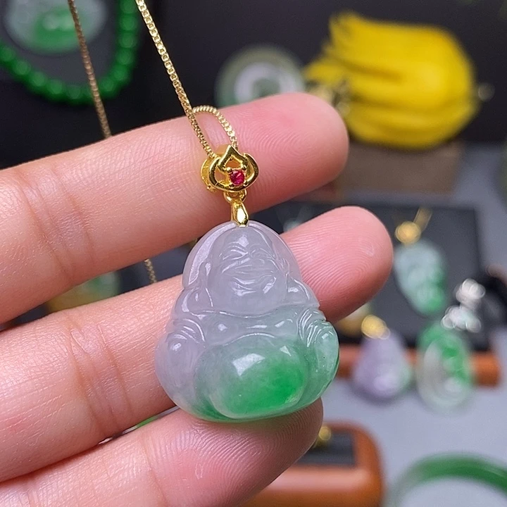 吊坠(赠链)未镶嵌翡翠
