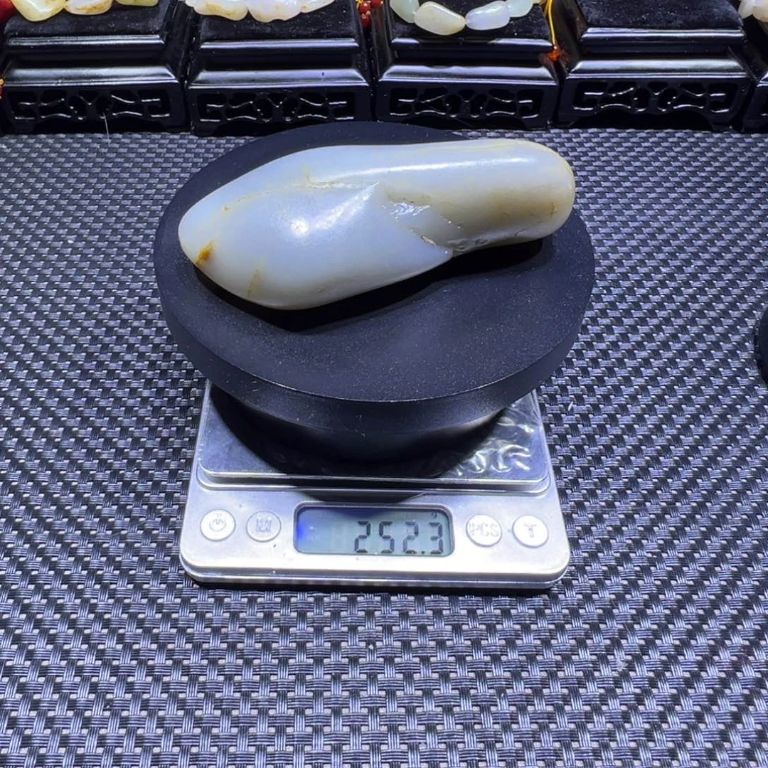 吊坠(不含链)未镶嵌和田玉（子料）252-23