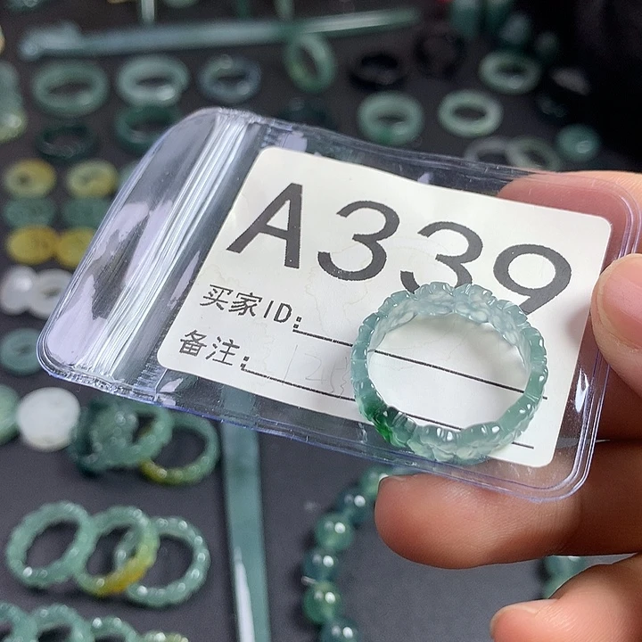 未镶嵌戒指翡翠梅花