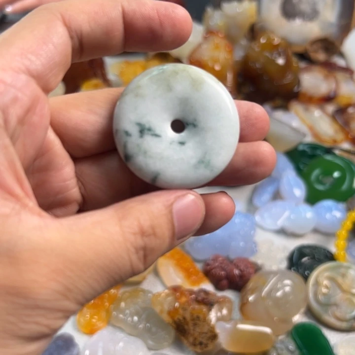 玛瑙/玉髓吊坠(不含链)未镶嵌与**友