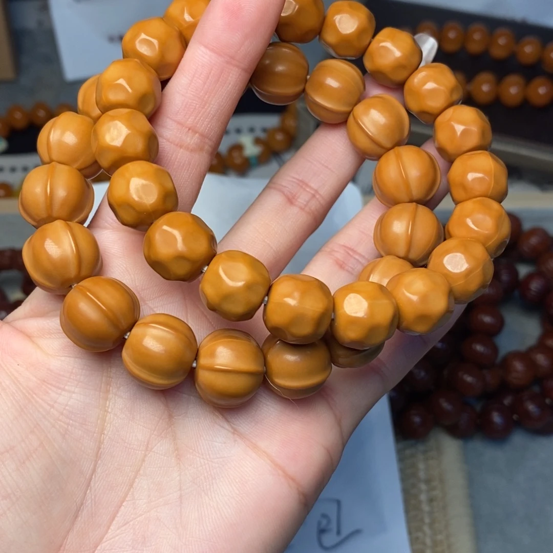 猴头核桃手串奶酪鲨鱼