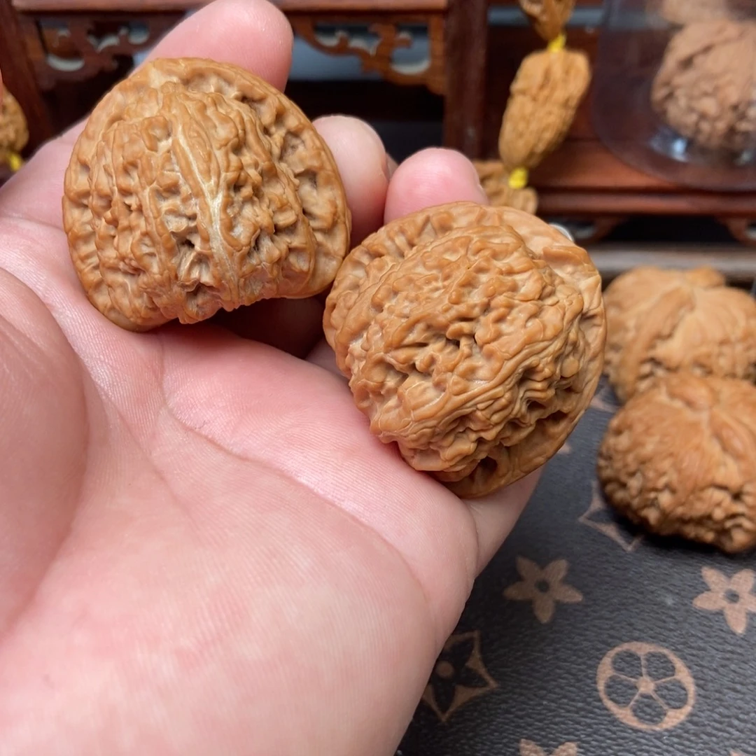 大叶紫檀（黑酸枝木类）三角白