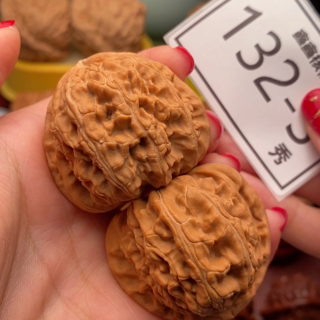 把件文玩核桃毕业三角白42