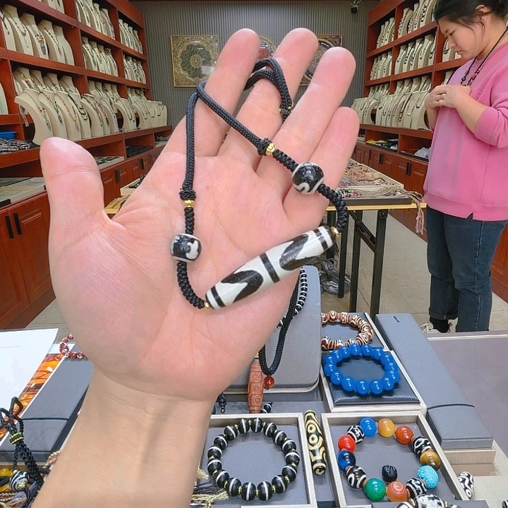 未镶嵌玛瑙/玉髓珠宝奇石