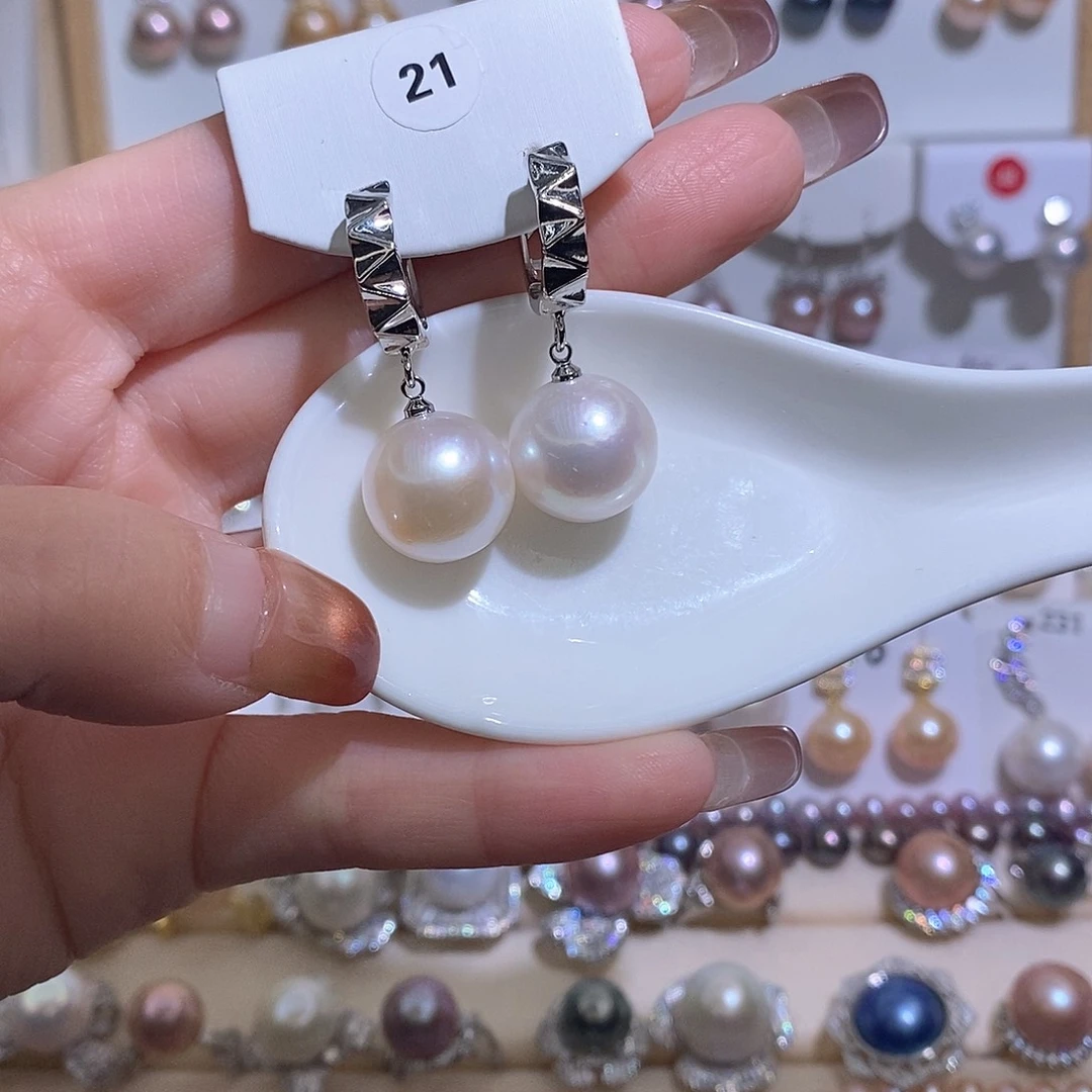 未镶嵌淡水珍珠耳饰w14.1有瑕疵