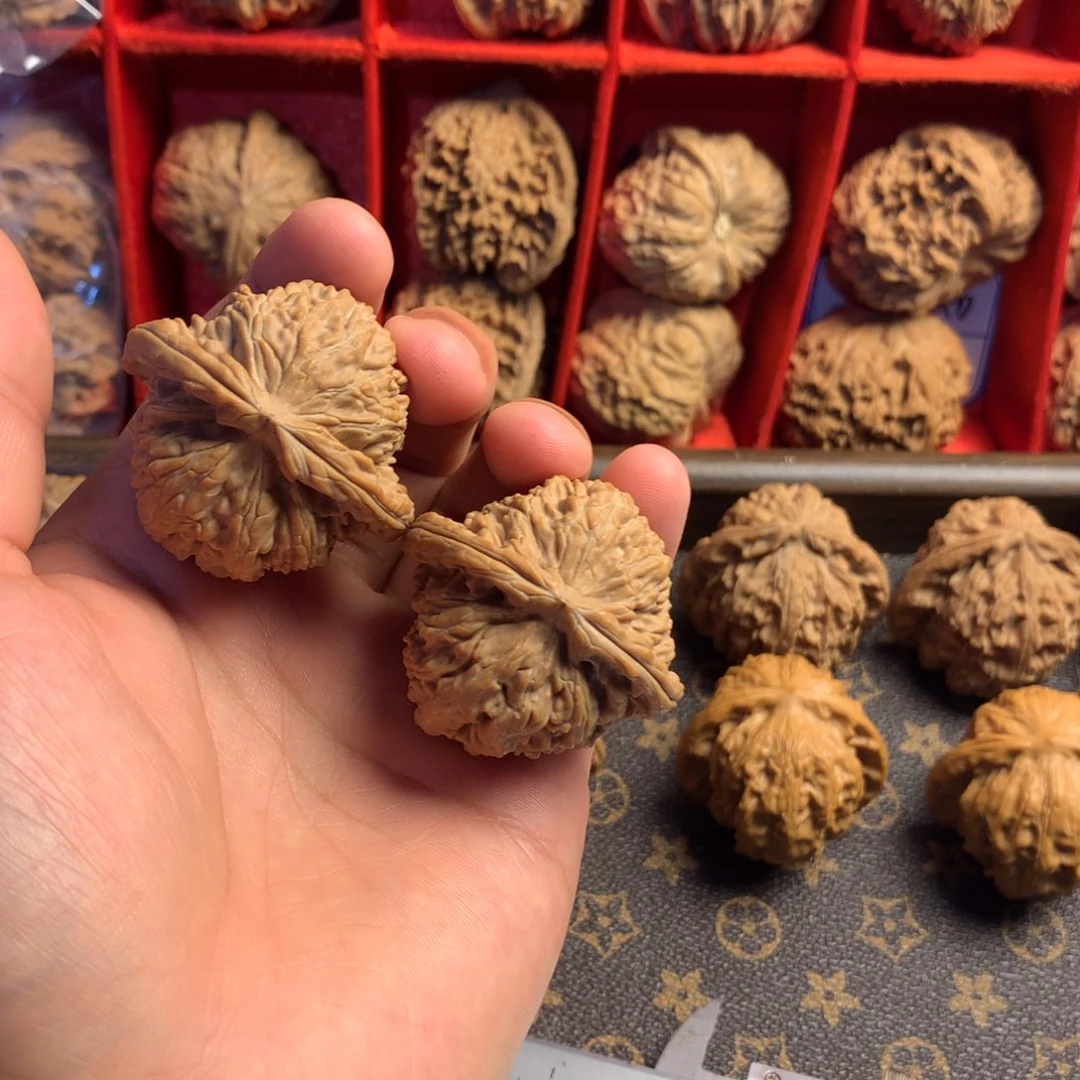 吊坠文玩核桃42白狮子208