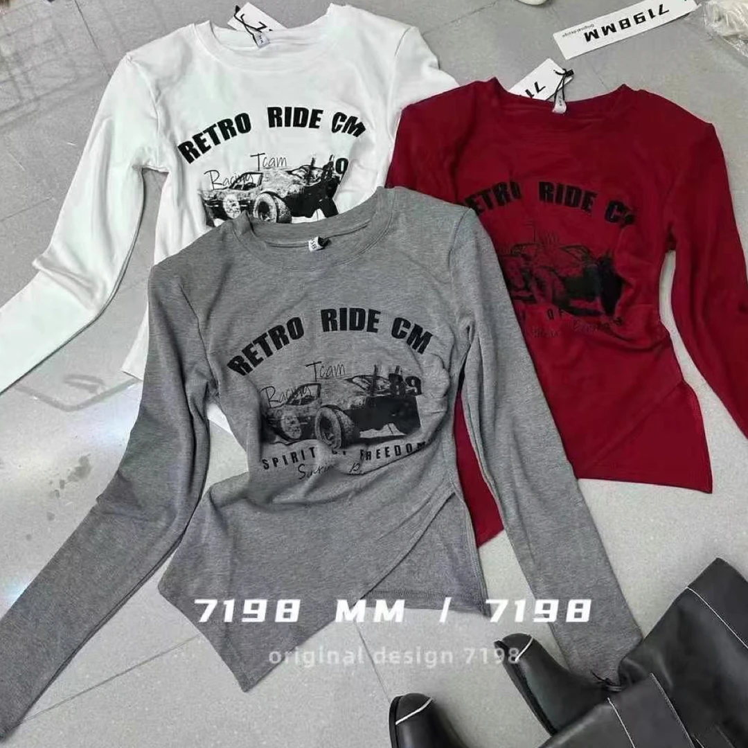 大萍子家 不规则长袖INS风圆领短款韩版女士印花打底衫0060