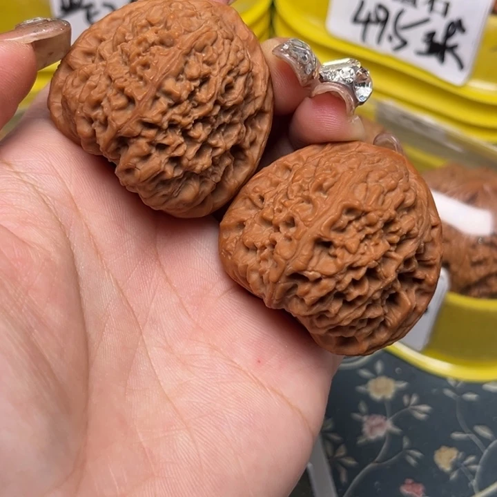 吊坠桃核42-30804-02