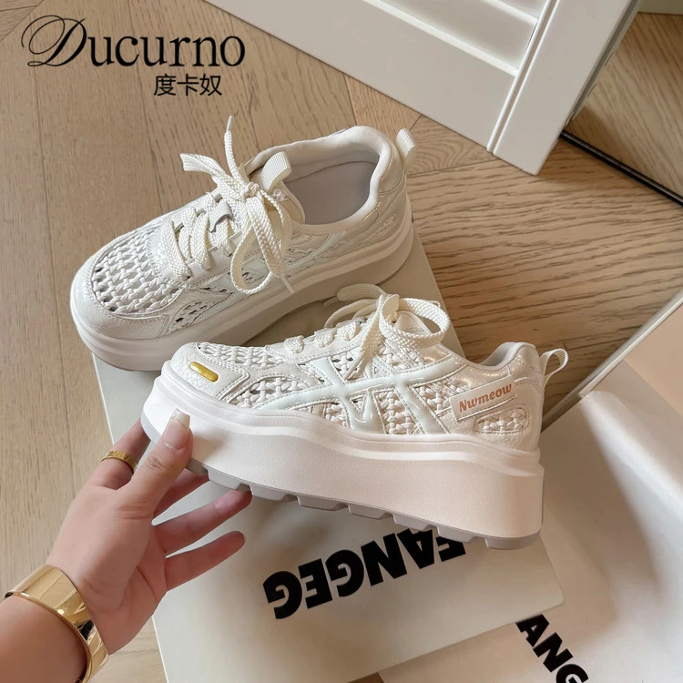 DUCURNO前系带厚底休闲鞋女2025新款厚底松糕板鞋镂空百搭小白鞋