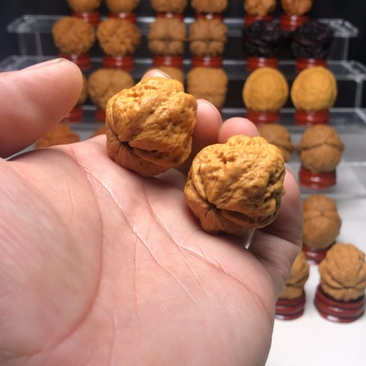 文玩核桃吊坠12野生铁核桃