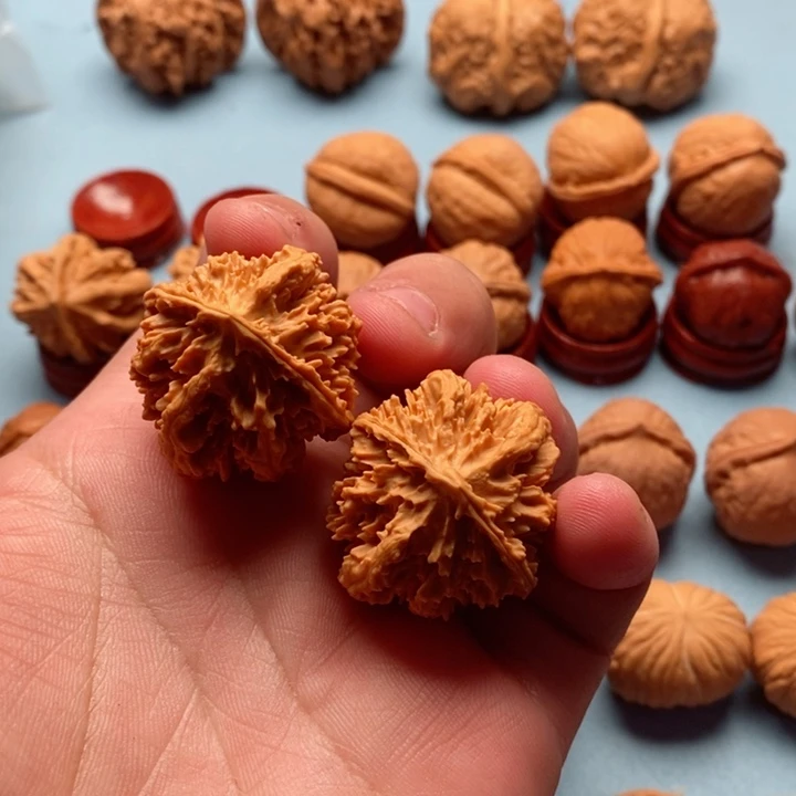 文玩核桃把件花王