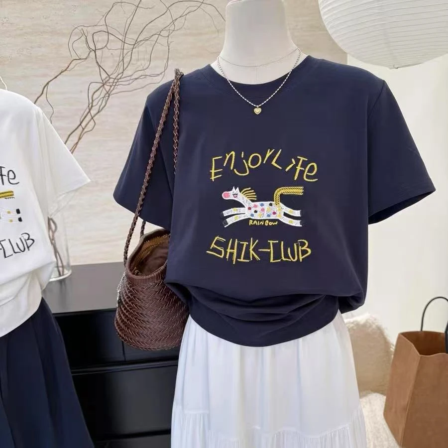 606/25233/123   刺绣小马圆领短袖T恤女显瘦减龄高级感