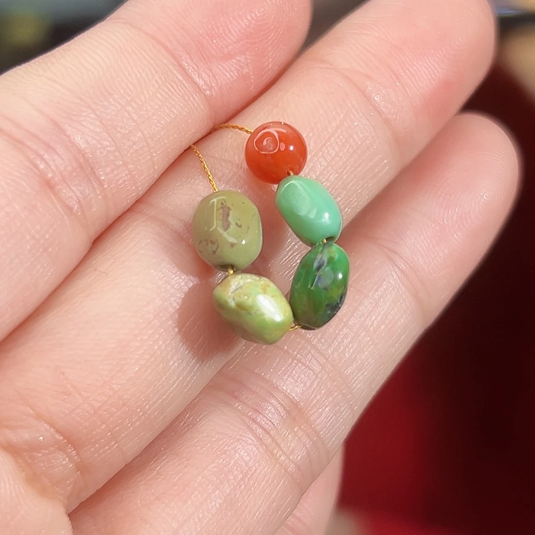 南红玛瑙未镶嵌珠宝奇石