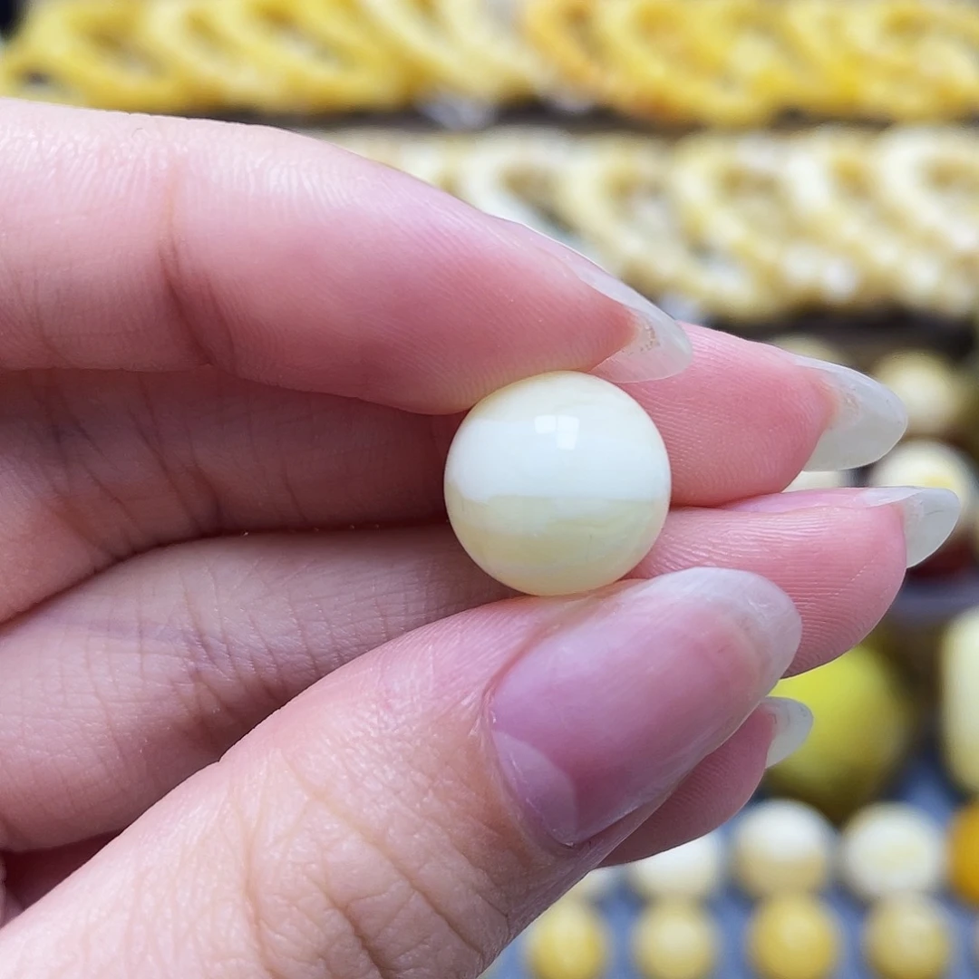 未镶嵌琥珀裸石12.2mm圆珠