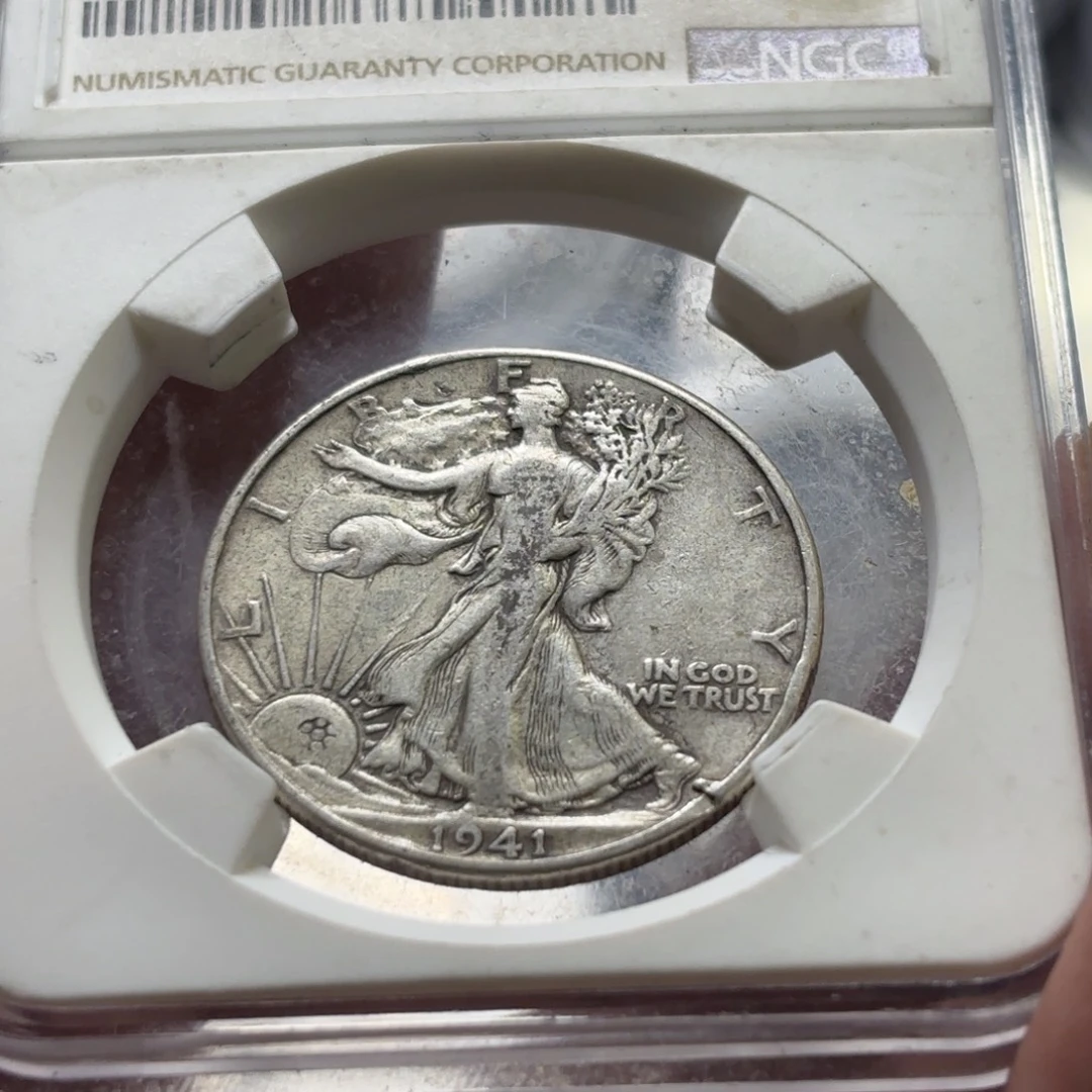 银Ag900美国行走女神半银币