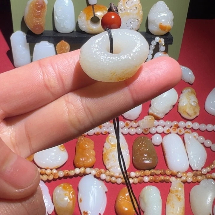 和田玉挂件未镶嵌