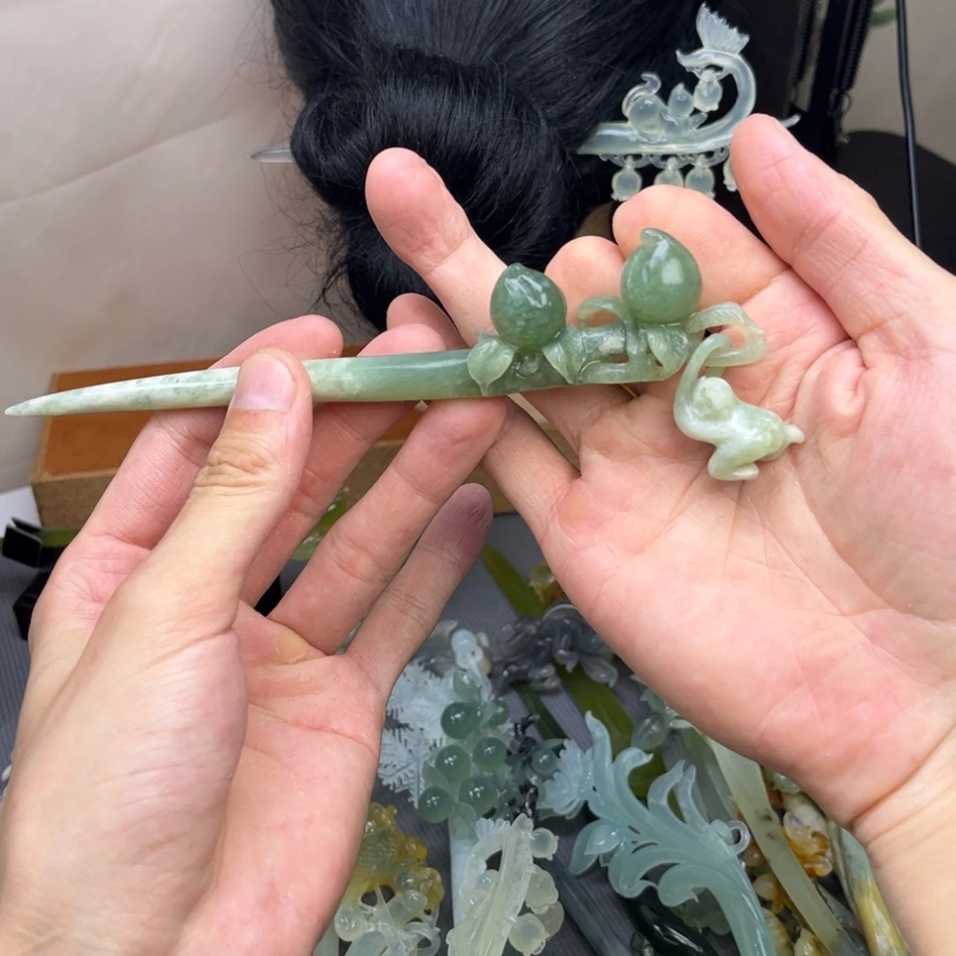 蛇纹石玉未镶嵌发饰
