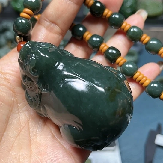 和田玉挂件未镶嵌