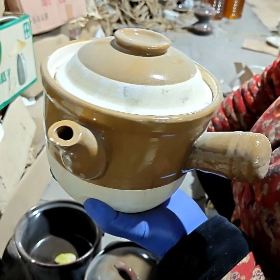 瓷片陶瓷盘子碗啥都有