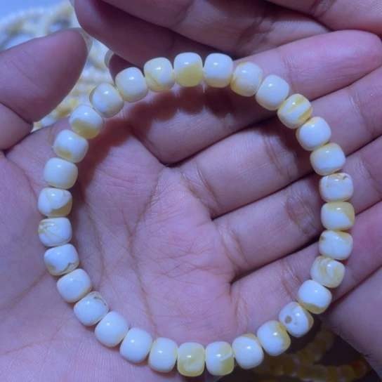 琥珀未镶嵌手链瓷白妖花