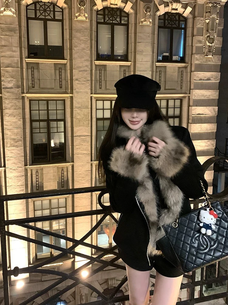 蒂安娜小姐的皮毛外套