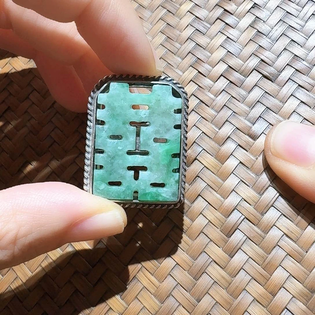 翡翠戒指银S925镶嵌个性十足