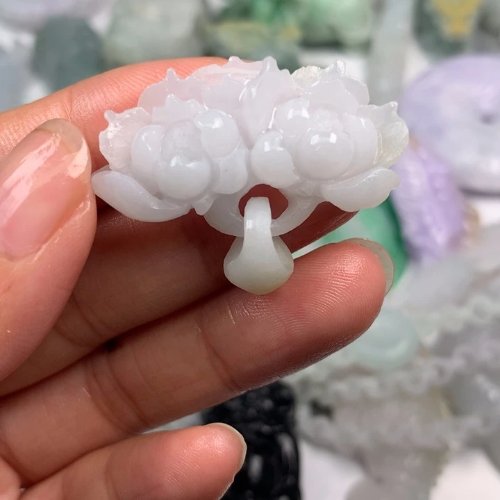 定制翡翠未镶嵌翡翠