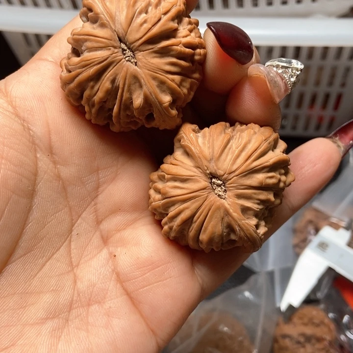 文玩核桃吊坠磨盘33