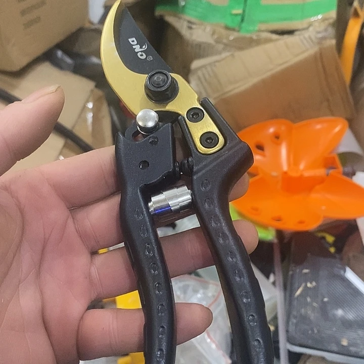 用***4一个哥哥哥哥沟沟壑壑