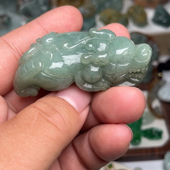 颈饰未镶嵌翡翠貔貅