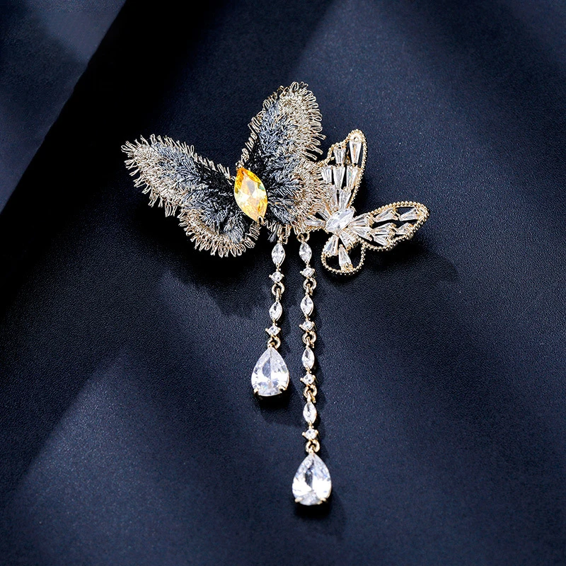 合金锆石胸针 锆石蝴蝶链条流苏胸针法式轻奢高级感西装别针个性