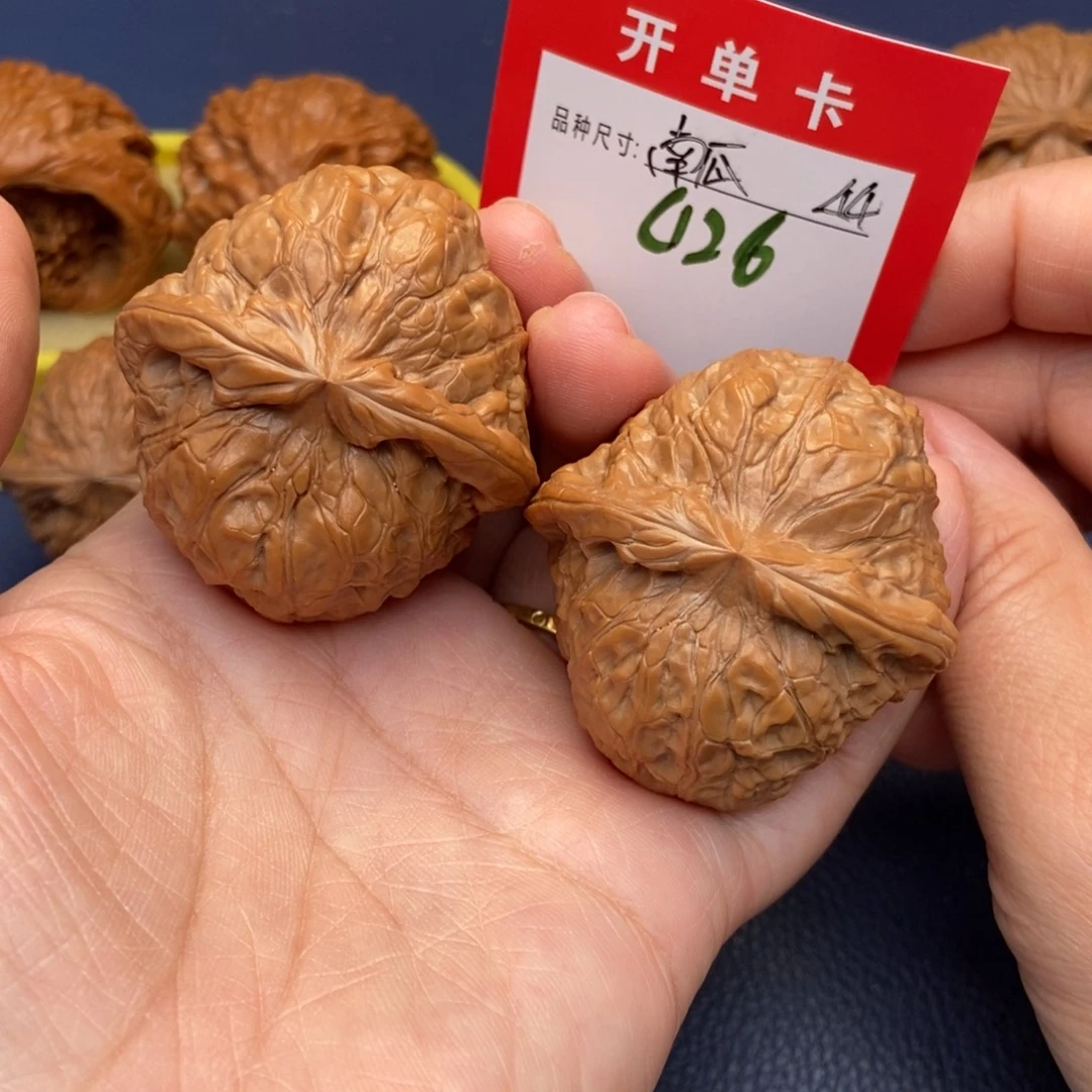文玩核桃吊坠文玩核桃