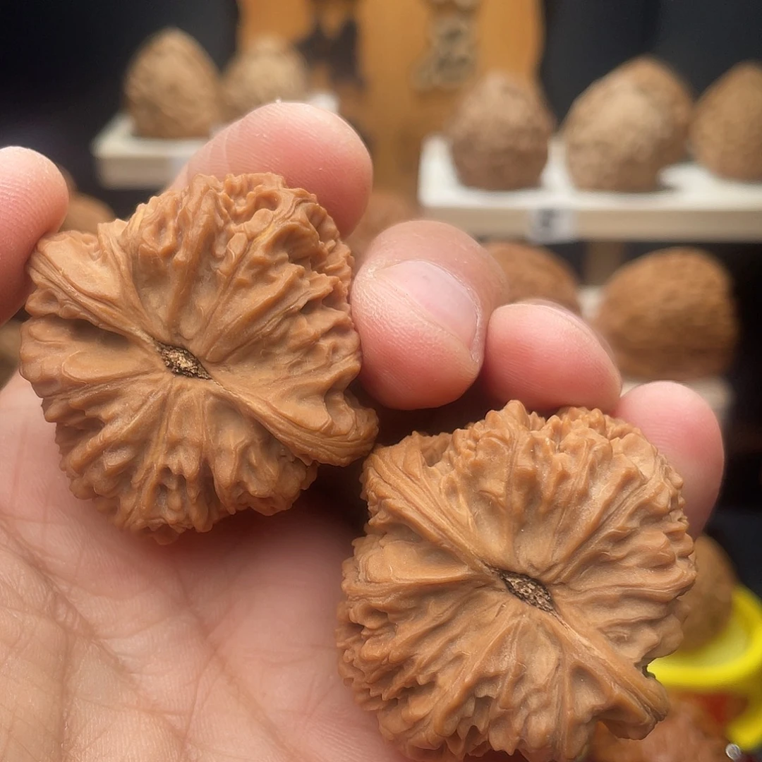 十***兔吊坠桃核南疆石44/45/43全品无修无黄