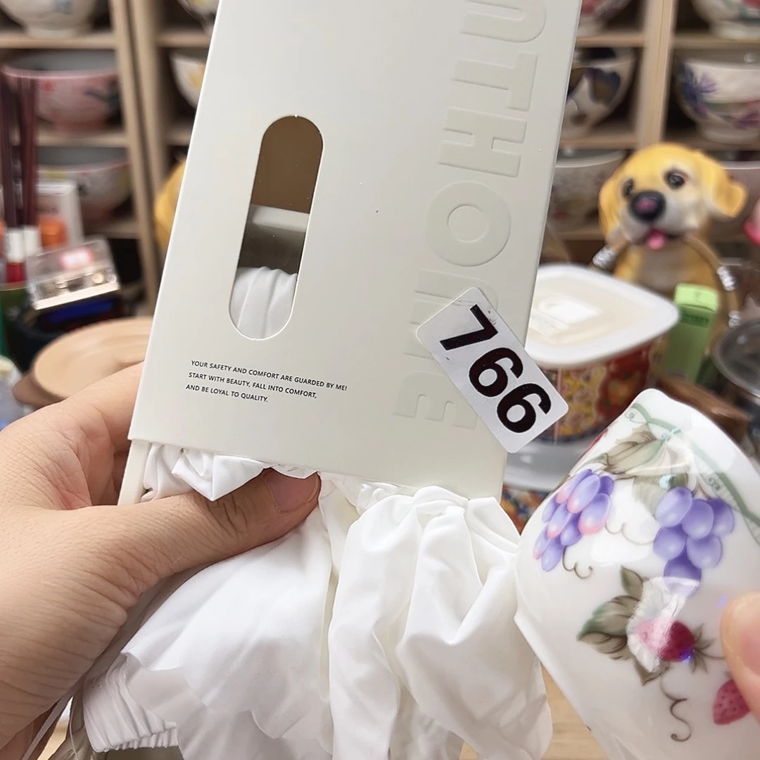 445556899999999999999