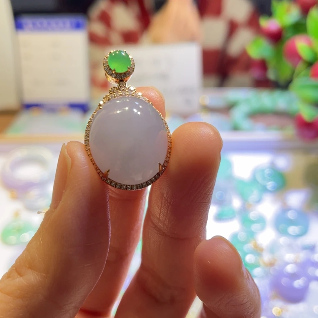 翡翠18K金镶嵌吊坠(不含链)蛋面