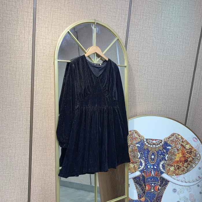 BN899孕妇黑色连衣裙90-120