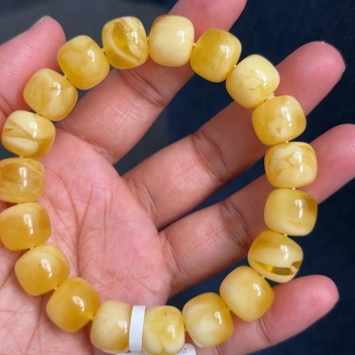 琥珀未镶嵌珠宝奇石M76号12.6+妖花