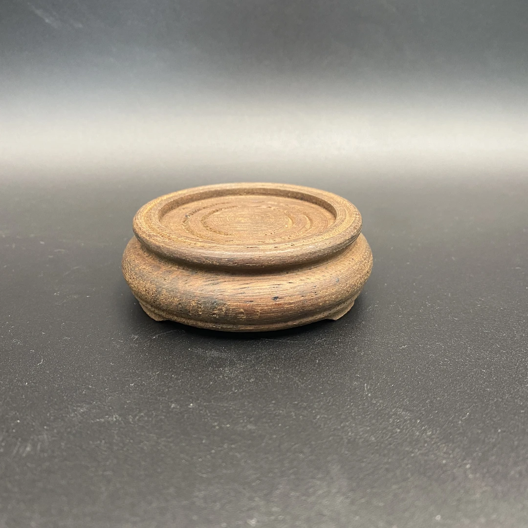 精品小花梨木底座一个