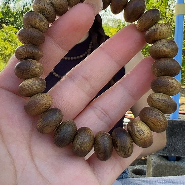 沉香沉香碎屑九九沉树丁虫漏单圈白棋1.211