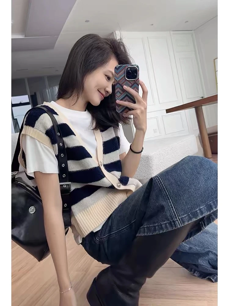 条纹马甲开衫时尚针织撞色显瘦女款特价清韩版拼色